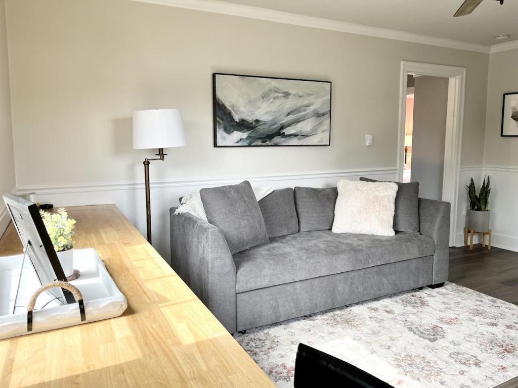 Modern 2 Bedroom Farmhouse Cottage With Hot Tub In Snohomish Exterior photo